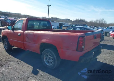 2004 Chevrolet Silverado 1500 Work Truck z USA, uszkodzony, nr VIN 1GCEK14T94Z272056
